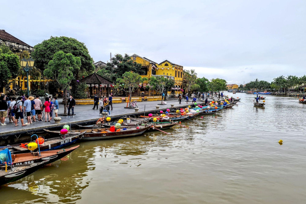 A lively scene along the Hoai River in Hoi An